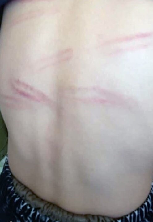 ضربوشتم دانشآموزان توسط معلم در کرجو سنندج + عکس