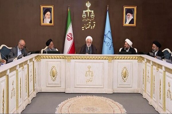 رئیس قوه قضاییه: باید با نخبگان بیشتر حرف بزنیم