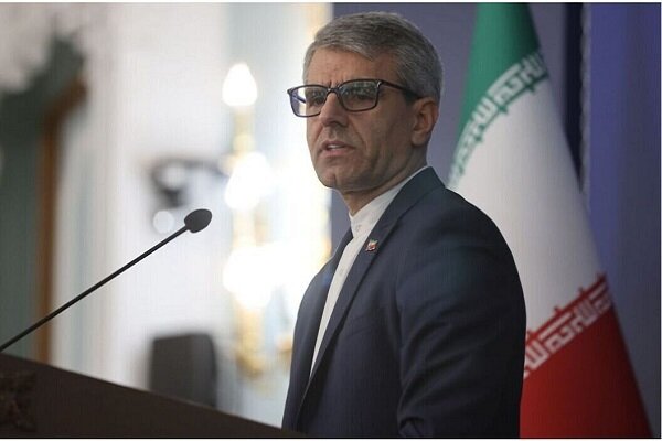 بقائی با انتشار ویدئویی درباره کودکان شهید میناب: مبادا زمین را به شب تسلیم کنید بقائی با انتشار ویدئویی درباره کودکان شهید میناب: مبادا زمین را به شب تسلیم کنید