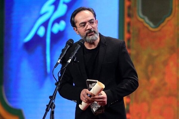 عنوان «چهره سال هنر انقلاب» به کارن همایونفر رسید