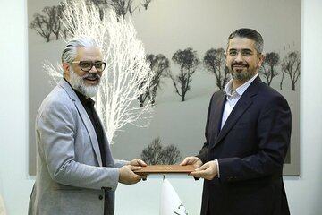 محمدرضا تشکری معاون امور بین‌الملل و توسعه بازارهای بنیاد فارابی شد
