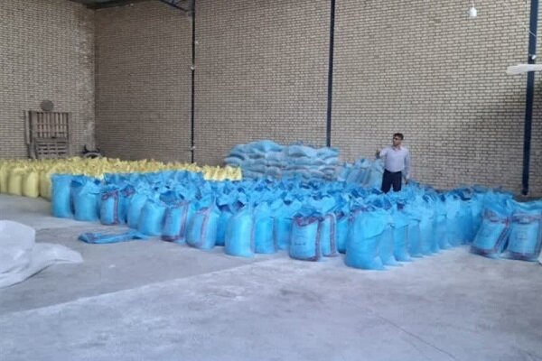 کشف ۱۳۵ کیسه آرد یارانه‌ای قاچاق در کرمانشاه