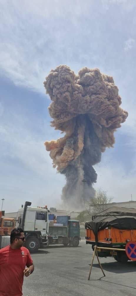 انفجار در بندر شهید رجایی بندرعباس + عکس