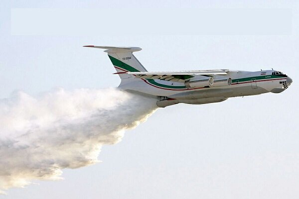 عملیات اطفاء هوایی آتش‌سوزی بندر شهید رجایی + فیلم