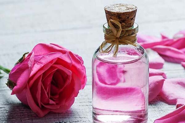 آموزش شیرینی پزی / طرز تهیه گلاب در خانه با روشی آسان و کاربردی