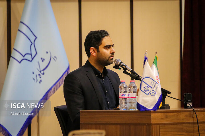نشست دانشجویان یزدی با حضور امیرحسین ثابتی نماینده مردم تهران در دانشگاه یزد