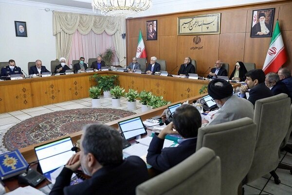 راه دشوار دولت برای انتخاب وزیر اقتصاد/ واکنش احتمالی مجلس به معرفی مدنی‌زاده، طیب‌نیا و...