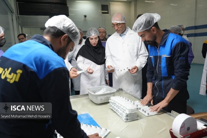 تولید و اشتغال در کارخانه آریان سرنگ توسعه می‌یابد