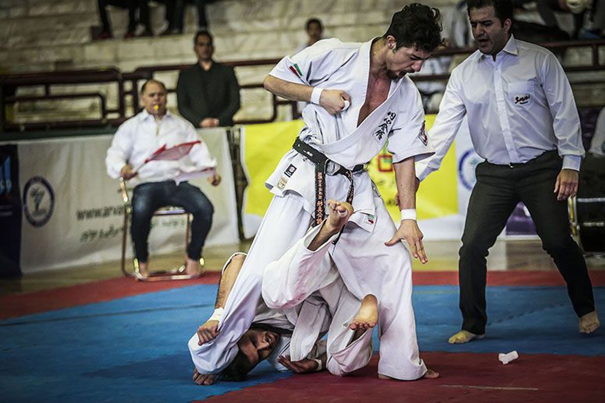 داستان موفقیت قهرمان جهانی کاراته آزاد