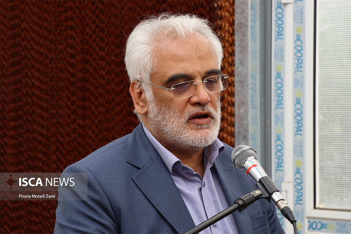 افتتاح گلخانه نگین بذر