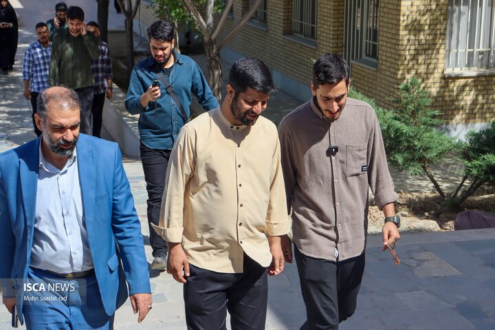 بازدید هادی قاسمی