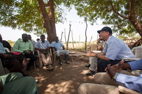 دوئل ۲ میلیاردر جهان؛ بیل گیتس دست و دلباز در مقابل ایلان ماسک تنگ نظر