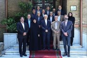 عارف: باید سرمایه اجتماعی نظام را افزایش دهیم