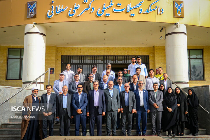 افتتاح دومین نمایشگاه گردشگری و صنایع دستی دانشگاه آزاد اسلامی یزد