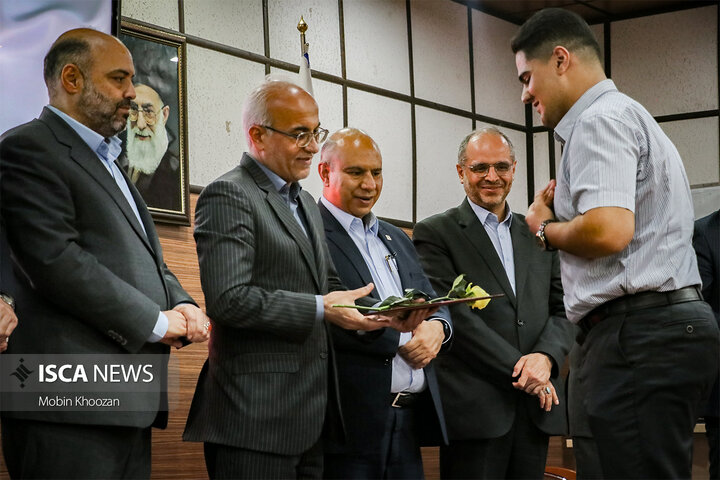 افتتاح دومین نمایشگاه گردشگری و صنایع دستی دانشگاه آزاد اسلامی یزد