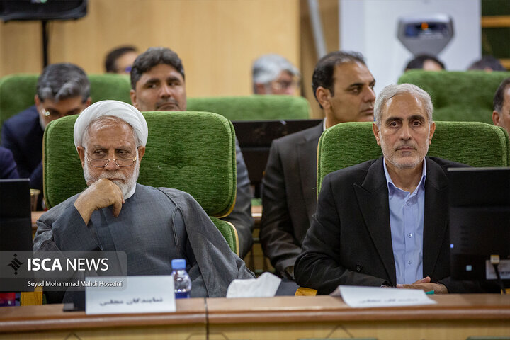 نشست شورای برنامه‌ریزی و توسعه استان کرمانشاه با حضور رئیس‌جمهور پزشکیان