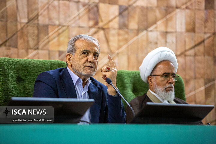 مدیریت درست منابع، کلید حل مسائل استان کرمانشاه است