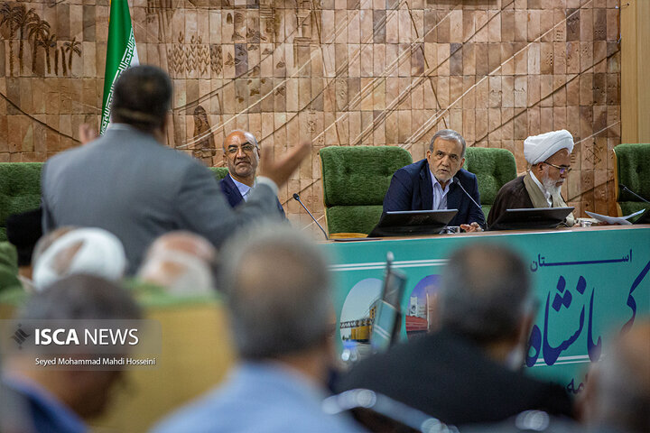 نشست شورای برنامه‌ریزی و توسعه استان کرمانشاه با حضور رئیس‌جمهور پزشکیان