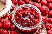 آموزش شیرینی پزی / طرز تهیه مربای توت فرنگی با یک روش ویژه