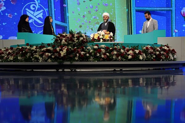 آغاز گام دوم پویش ملی زندگی با آیه‌ها با انتخاب ۱۰۰ آیه آشنا