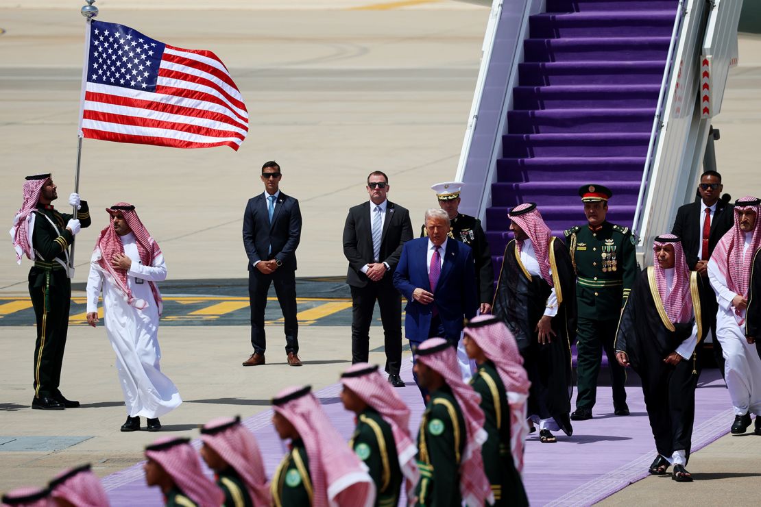 فاز جدید پیوند ترامپ-بن سلمان منهای چین/ عربستان به کمک هوش مصنوعی با اقتصاد نفتی خداحافظی میکند؟