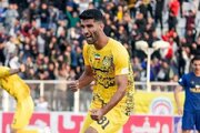مهاجم فجر سپاسی: کاش به پرسپولیس برگردم!