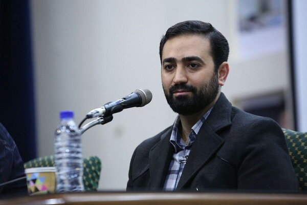 ژانر سفرنامه، قالب درست و مناسبی برای روایت وقایع دارد/ استقبال از اولین کتابم در سال ۹۷ باعث شد نویسندگی را ادامه دهم