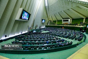 جلسه علنی مجلس/ توضیحات قالیباف درباره دلیل اجرایی نشدن پرداخت کالابرگ الکترونیک