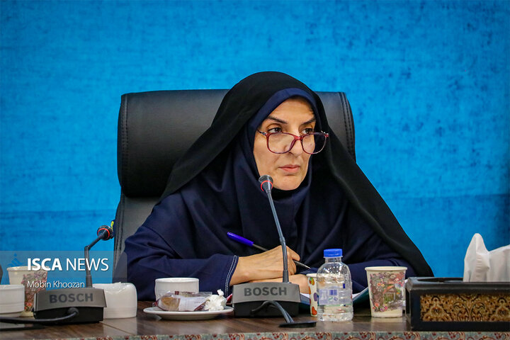 نشست چهره به چهره رسانه‌ای با موضوع جمعیت در استانداری یزد