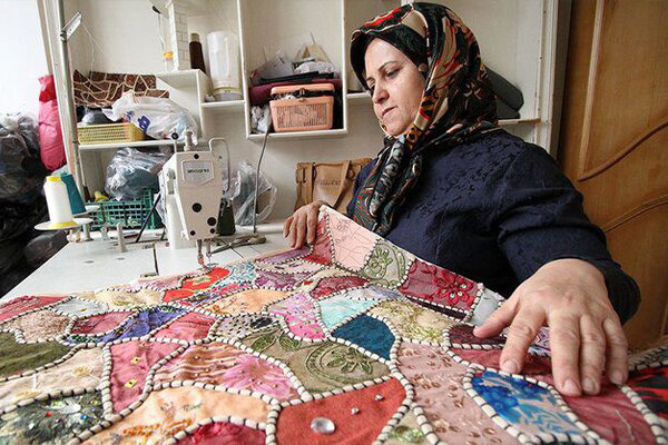 مشاغل خانگی؛ مسیری که فرزندان را از حضور مادر دریغ نمیکند!