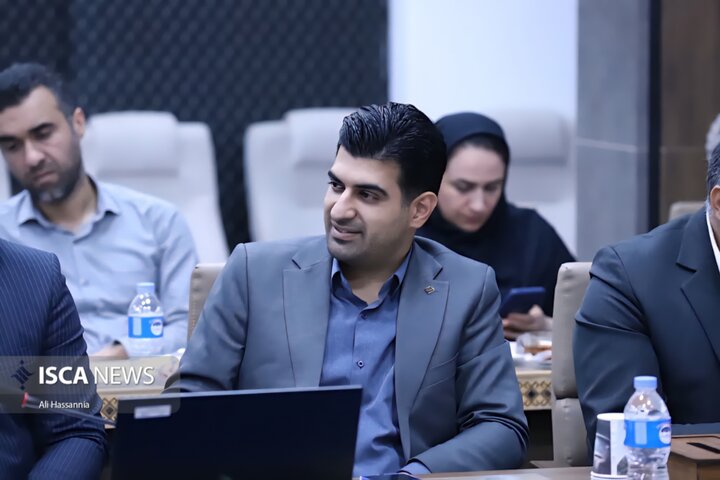 نشست مدیران روابط عمومی با استاندار مازندران