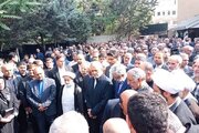 حضور پزشکیان در مراسم تشییع ناصر قفلی خیّر مدرسه‌ساز