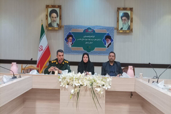 استفاده ناصحیح از فضای مجازی منجر به ایجاد شکاف‌های اجتماعی خواهد شد