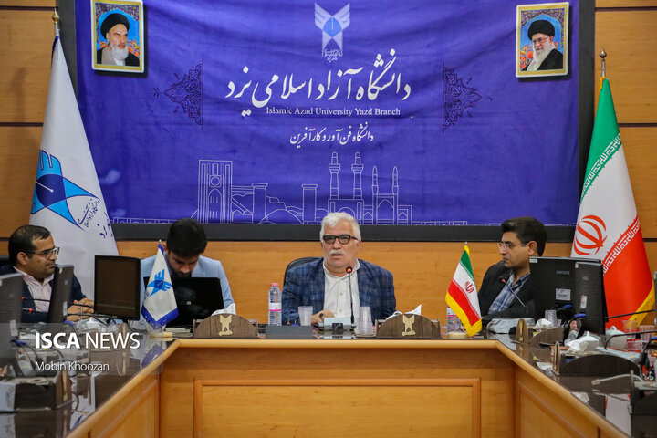 رویداد از رویا تا درامد پایدار، همراه با راه بلد در دانشگاه آزاد اسلامی یزد