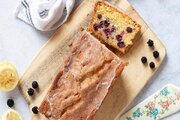 آموزش شیرینی پزی / طرز تهیه کیک شاه توت با بافتی لطیف و طعمی ترش و شیرین