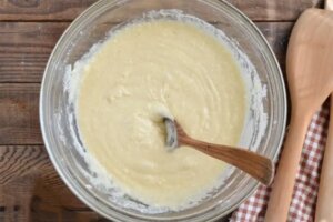 آموزش شیرینی پزی/ طرز تهیه کیک عید قربان ساده و خوشمزه + نکات تزئین