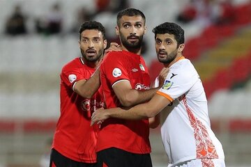 مدافع مغضوب استقلال: می‌خواهم به پرسپولیس بروم!