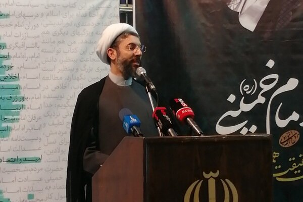 محاسبات مادیگرایانه، کشور را به خطا میبرد محاسبات مادیگرایانه، کشور را به خطا میبرد