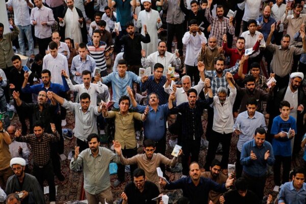 مراسم باشکوه دعای عرفه در خراسان شمالی برگزار می‌شود