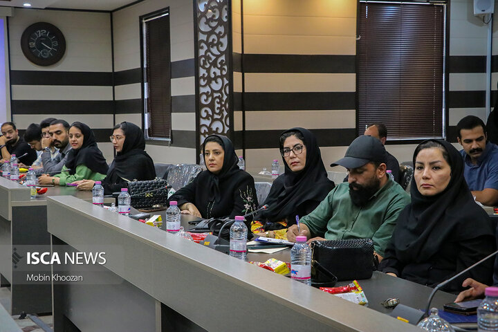 دیدار و گفتگوی صمیمانه فعالان سمن‌های جوانان یزد با سرپرست اداره کل مشارکت‌های اجتماعی وزارت ورزش و جوانان