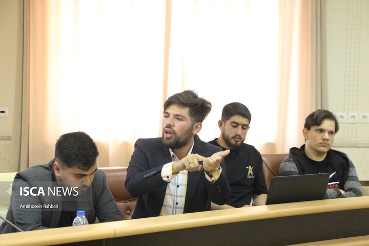 نشست معاون فرهنگی دانشجویی دانشگاه آزاد اسلامی با نهادهای دانشجویی اردبیل