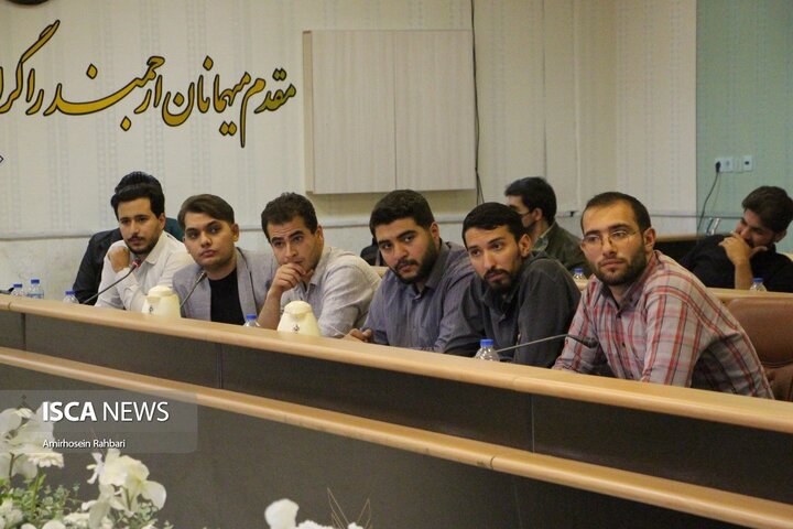 نشست معاون فرهنگی دانشجویی دانشگاه آزاد اسلامی با نهادهای دانشجویی اردبیل