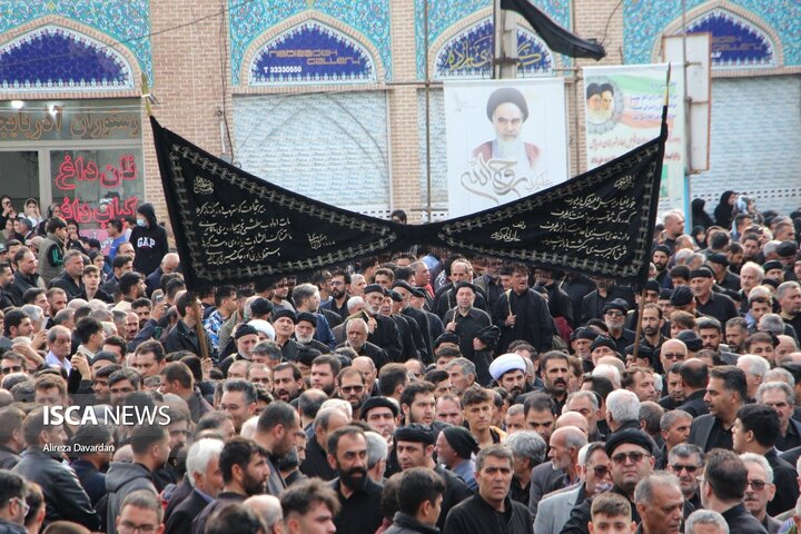 دسته عزاداری شهادت حضرت مسلم (ع) در بازار تاریخی اردبیل