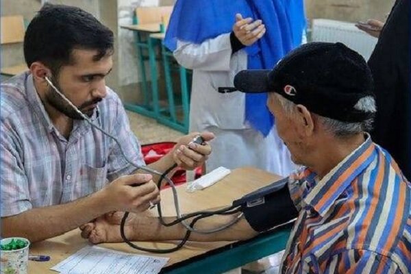 ارائه خدمات درمانی رایگان به ۴۰۰ نفر در اردوی جهادی اسلامشهر