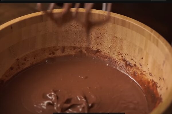 آموزش شیرینی پزی / طرز تهیه کیک کاکائویی با شیر