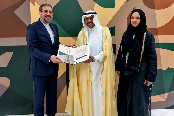سازمان حج ایران جایزه «لبیتم» عربستان را دریافت کرد