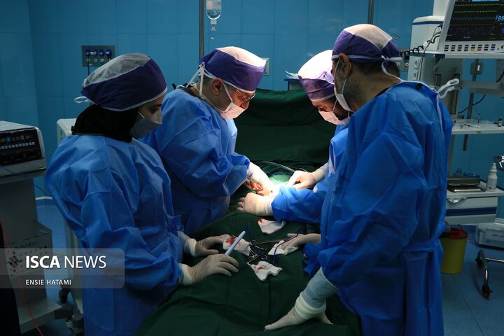 جراحی رایگان کودکان با ناهنجاری های مادرزادی