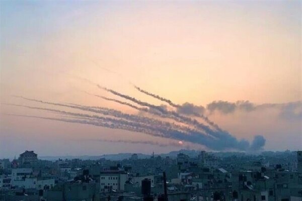 فعالشدن پدافند هوایی در مناطقی از تهران فعالشدن پدافند هوایی در مناطقی از تهران