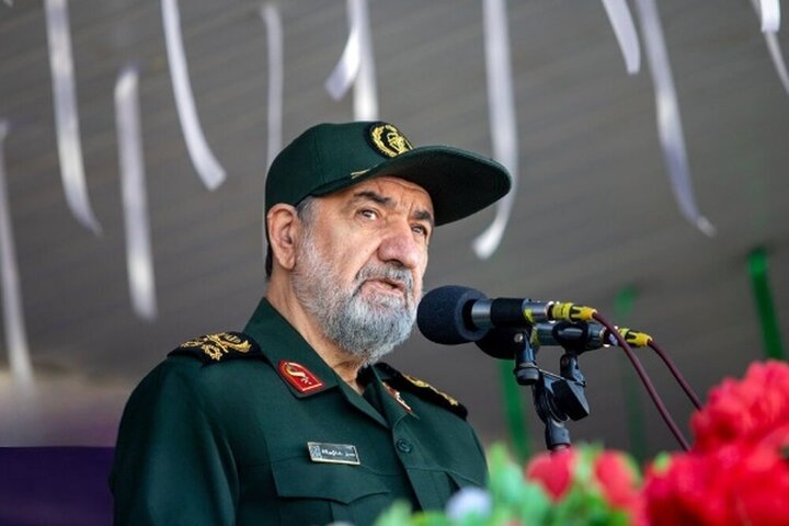 سردار رضایی: این جنگ ادامه دارد