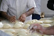 نانوایی‌ها اجازه تعطیلی ندارند